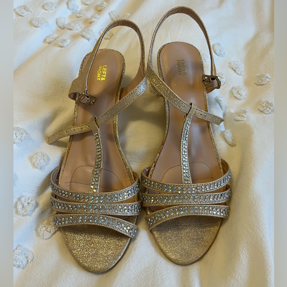 super cute sparkly wedge heels!